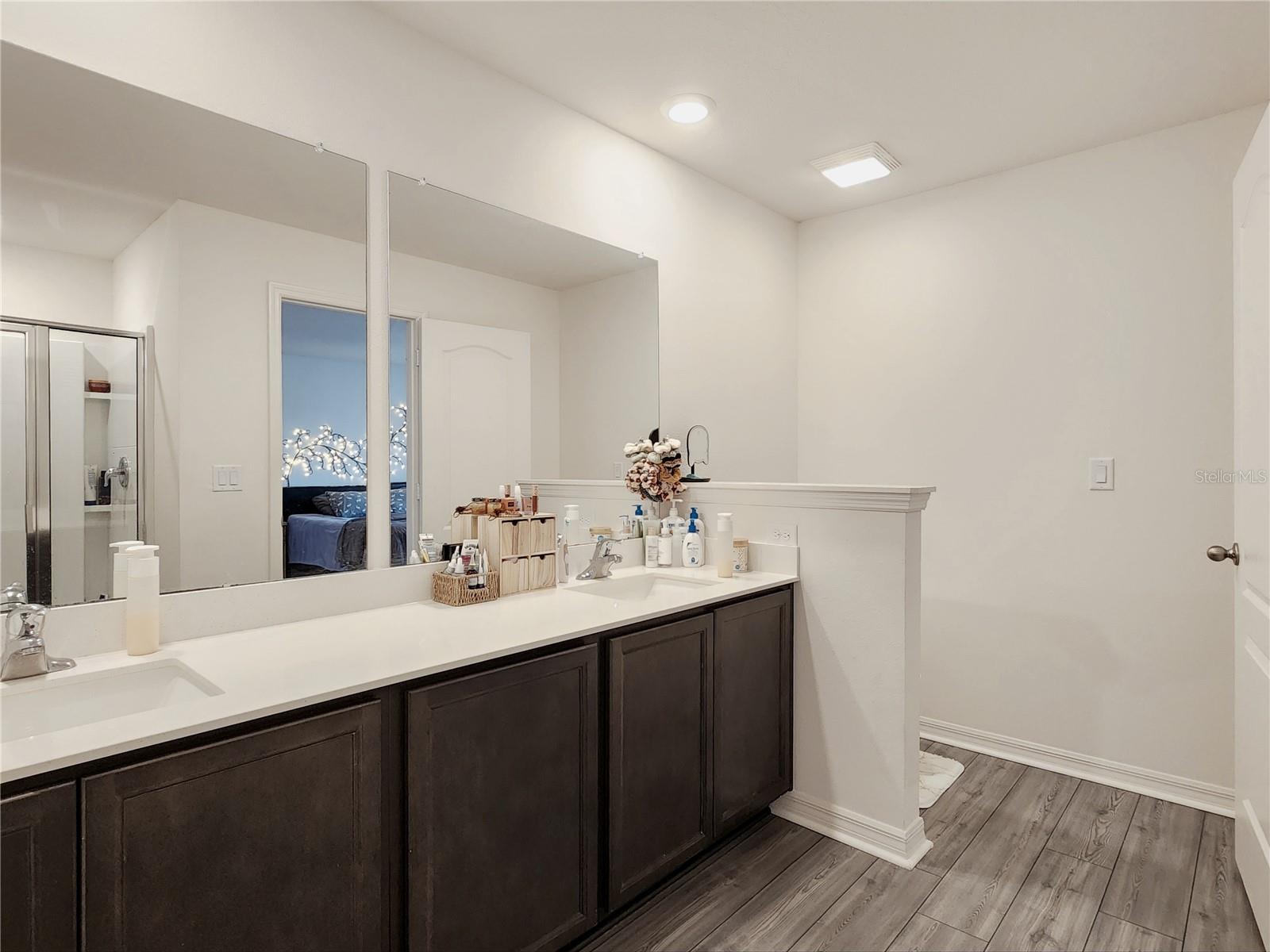 1679 WYNFORD CIR, TAVARES, FL, 32778