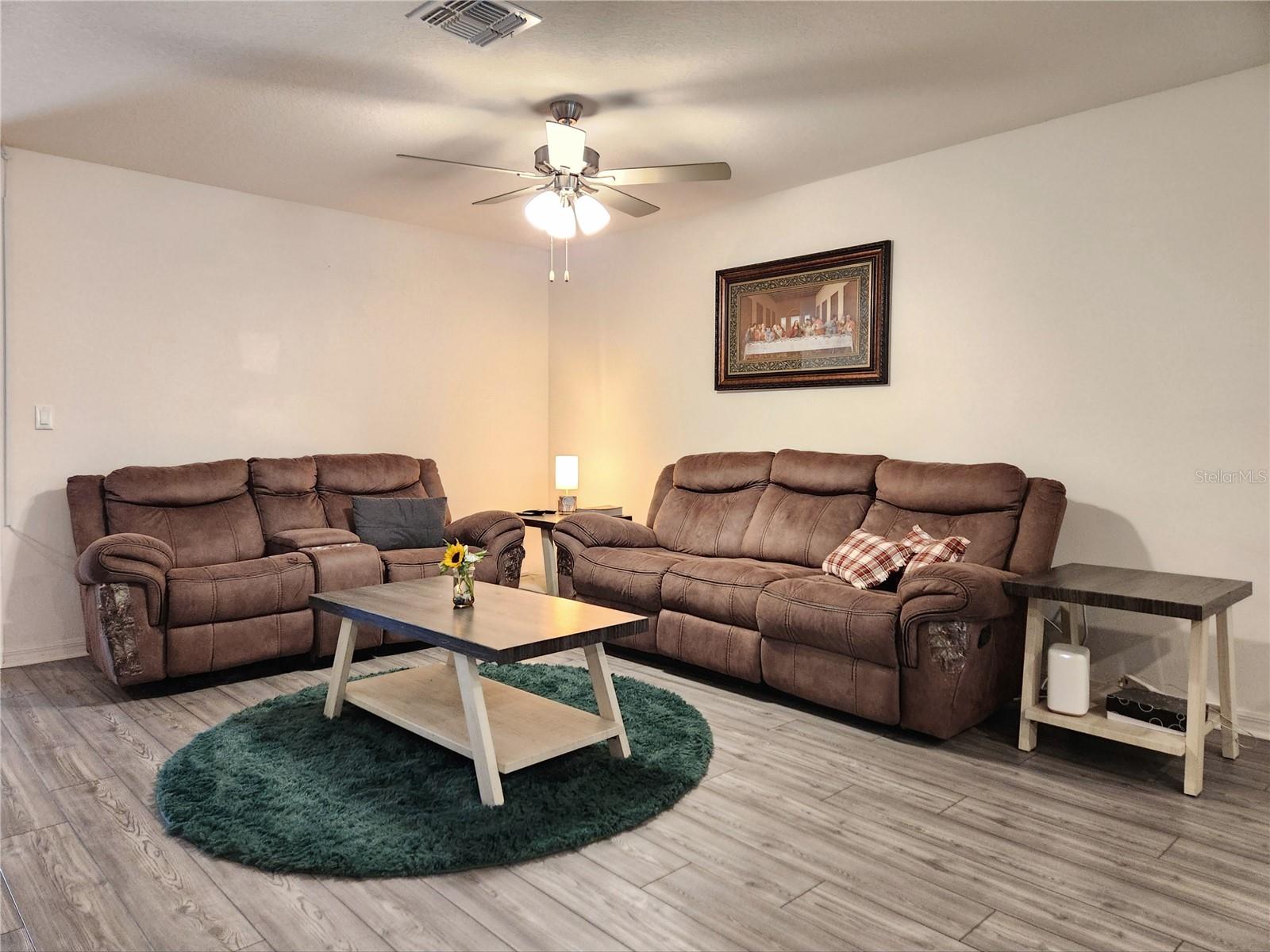 1679 WYNFORD CIR, TAVARES, FL, 32778