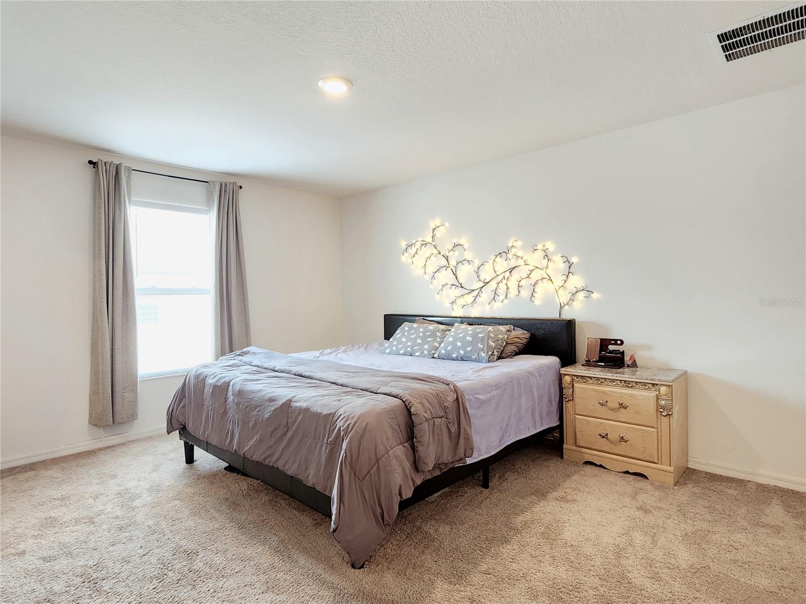 1679 WYNFORD CIR, TAVARES, FL, 32778