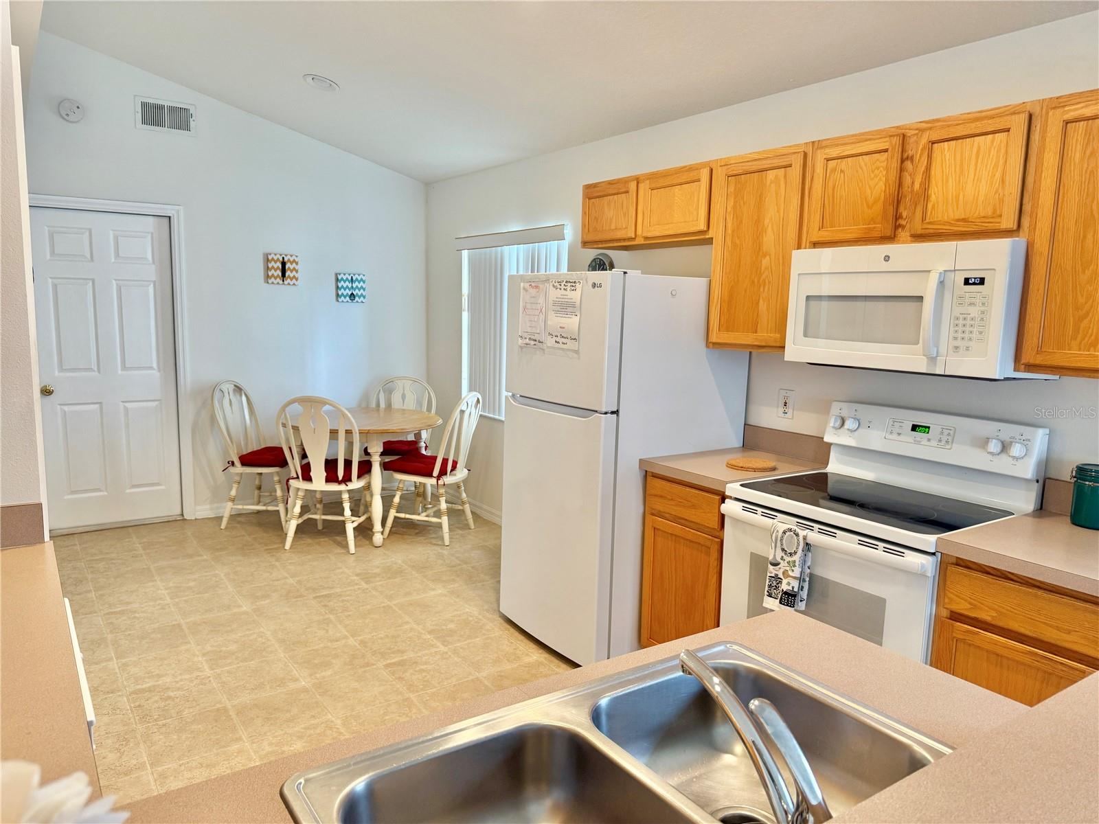 2668 WILLOW GLEN CIR, KISSIMMEE, FL, 34744