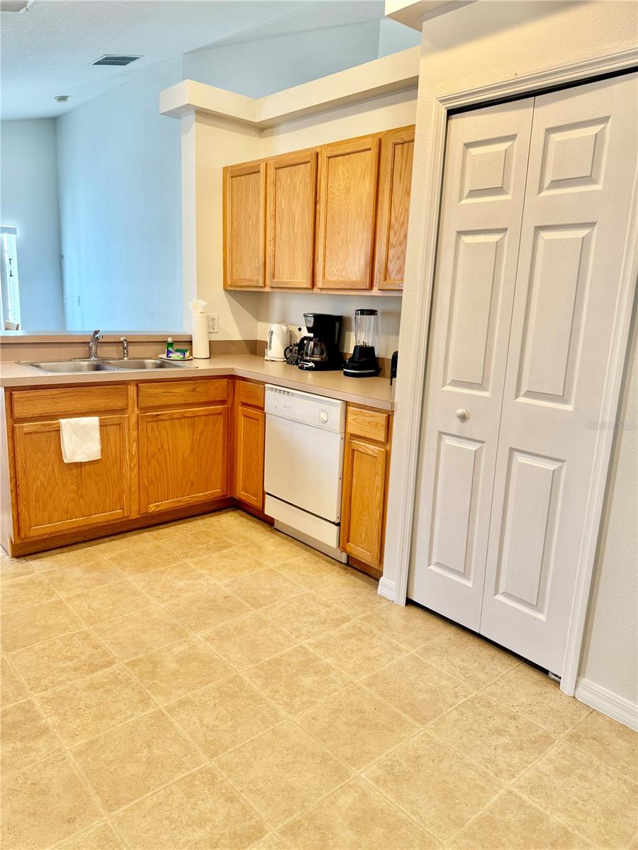 2668 WILLOW GLEN CIR, KISSIMMEE, FL, 34744