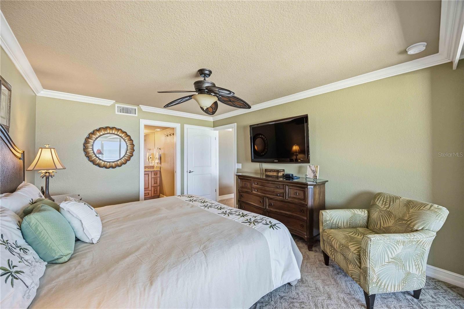 6140 MIDNIGHT PASS RD #606, SARASOTA, FL, 34242