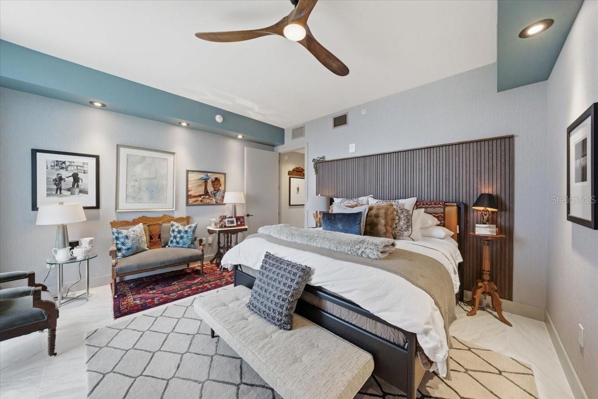 777 3RD AVE N #1606, ST PETERSBURG, FL, 33701
