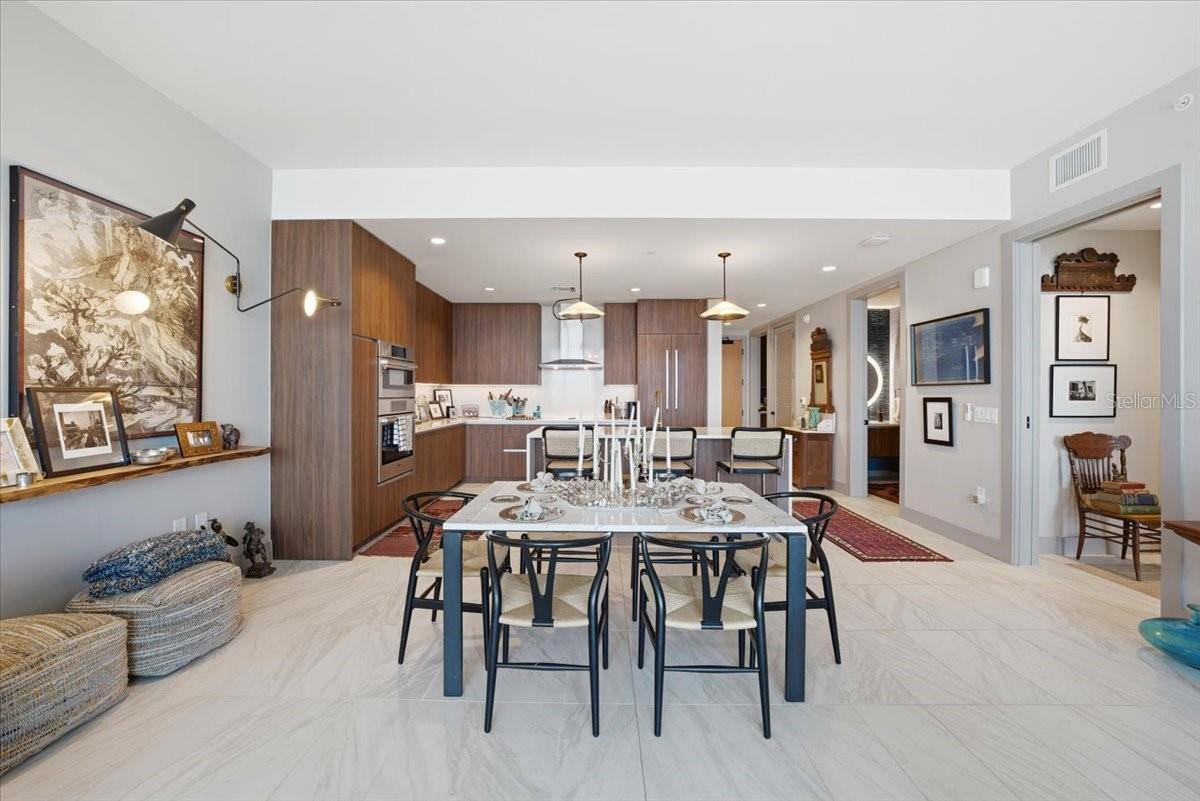 777 3RD AVE N #1606, ST PETERSBURG, FL, 33701