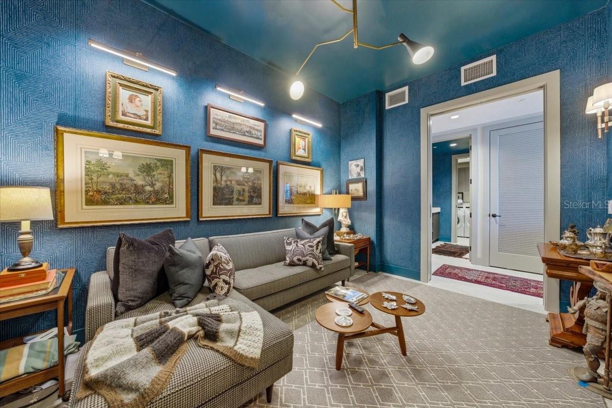 777 3RD AVE N #1606, ST PETERSBURG, FL, 33701