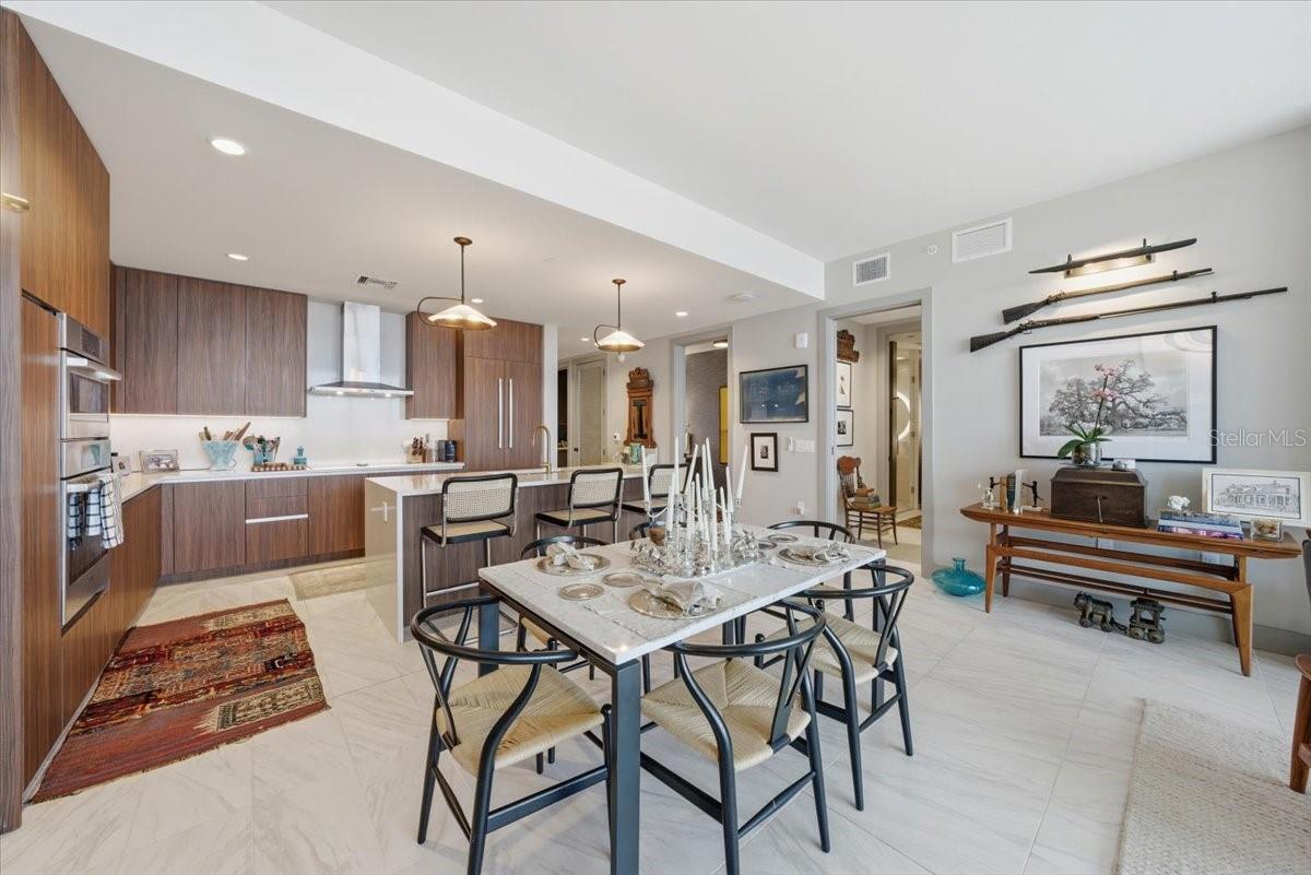 777 3RD AVE N #1606, ST PETERSBURG, FL, 33701
