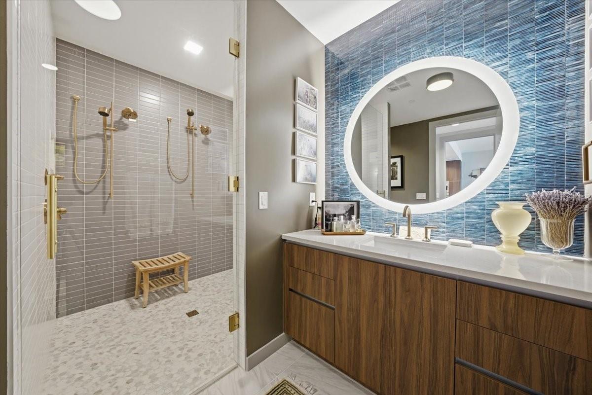 777 3RD AVE N #1606, ST PETERSBURG, FL, 33701