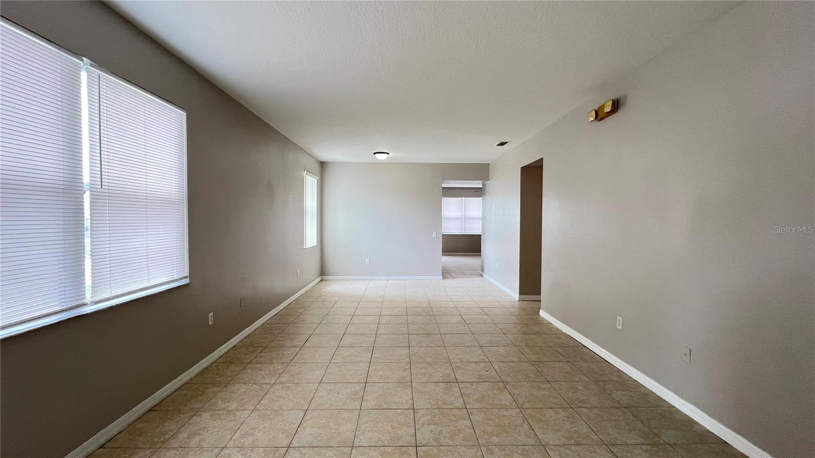 318 SAND RIDGE DR, DAVENPORT, FL, 33896