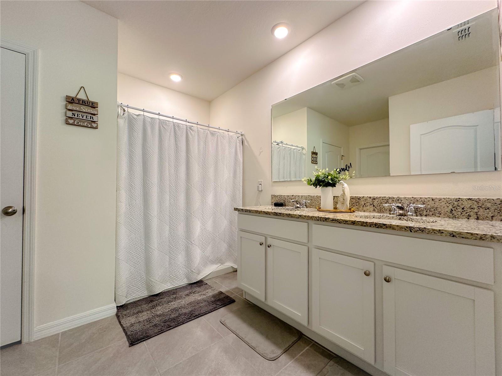 2033 E GLORIA DR, DELTONA, FL, 32725