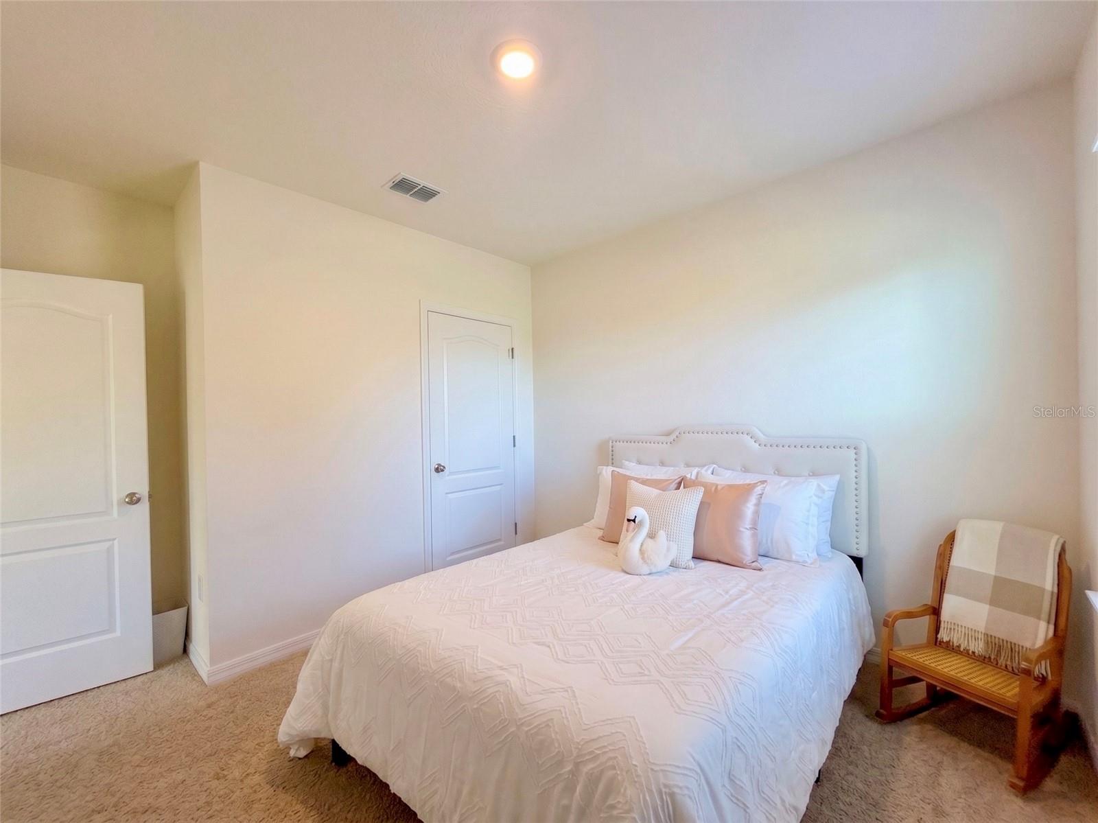 2033 E GLORIA DR, DELTONA, FL, 32725