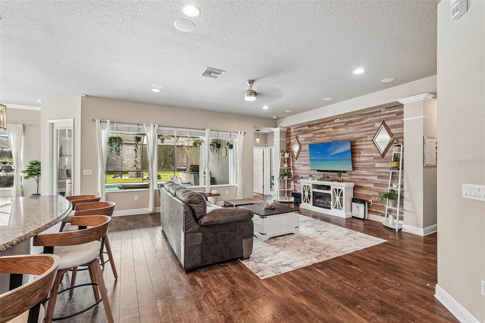 6617 PARK STRAND DR, APOLLO BEACH, FL, 33572