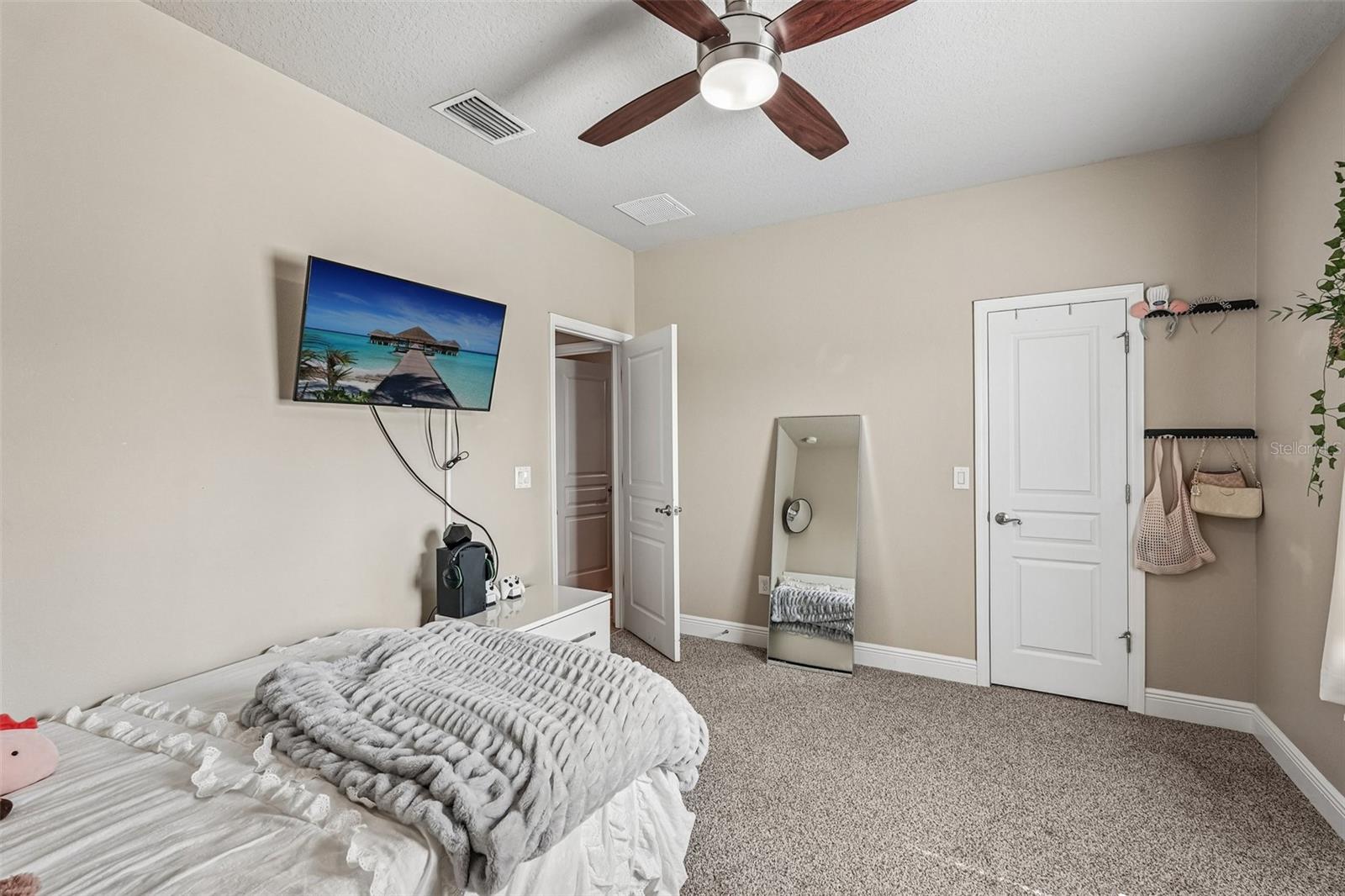 6617 PARK STRAND DR, APOLLO BEACH, FL, 33572