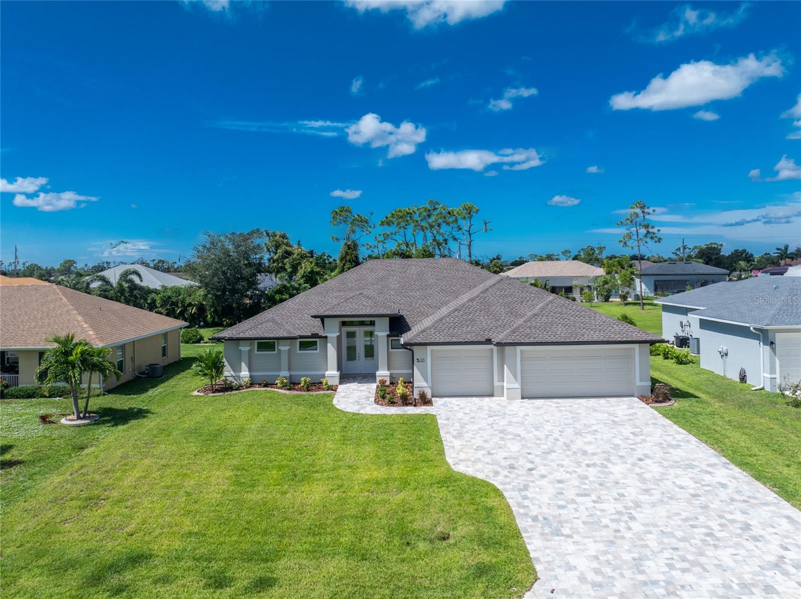 35 BROADMOOR LN, ROTONDA WEST, FL, 33947