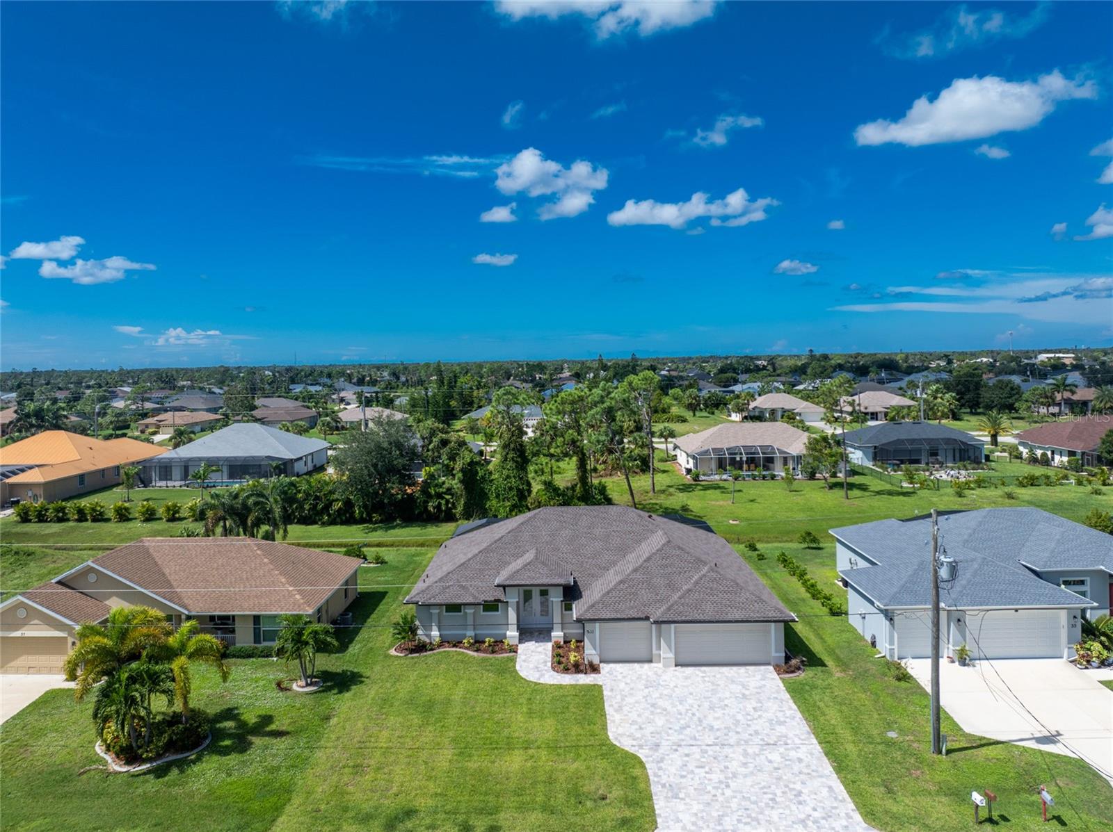 35 BROADMOOR LN, ROTONDA WEST, FL, 33947
