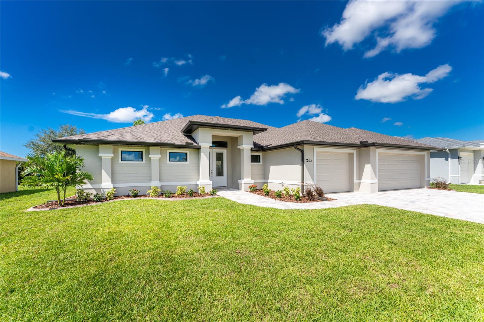 35 BROADMOOR LN, ROTONDA WEST, FL, 33947