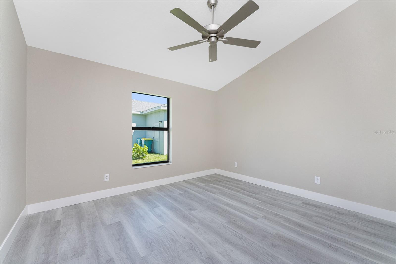 35 BROADMOOR LN, ROTONDA WEST, FL, 33947