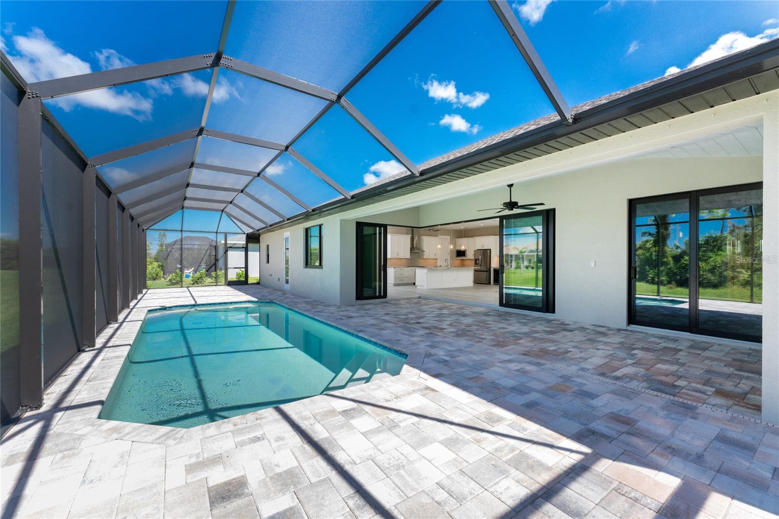35 BROADMOOR LN, ROTONDA WEST, FL, 33947