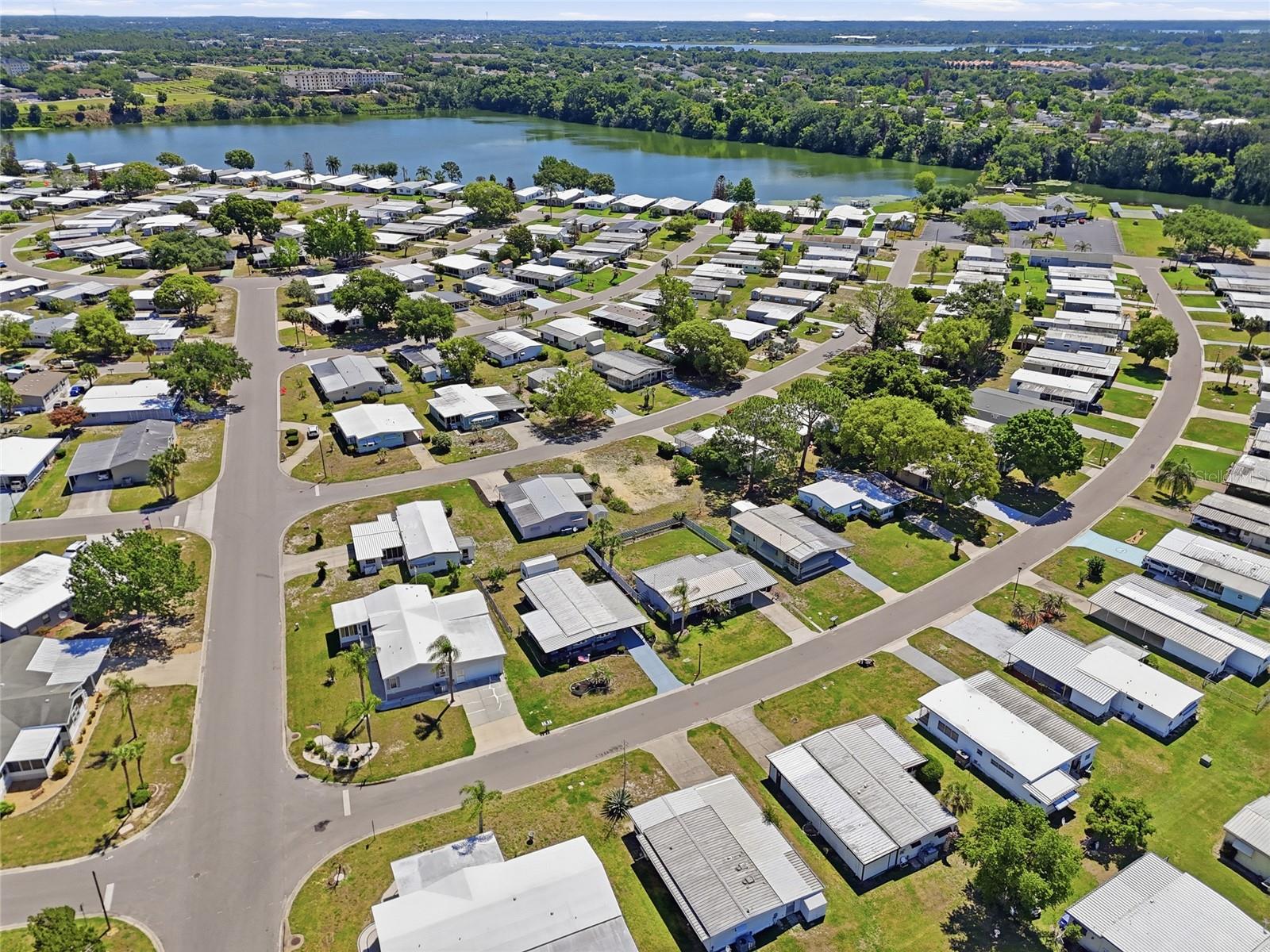 1223 NASSAU CIR, TAVARES, FL, 32778