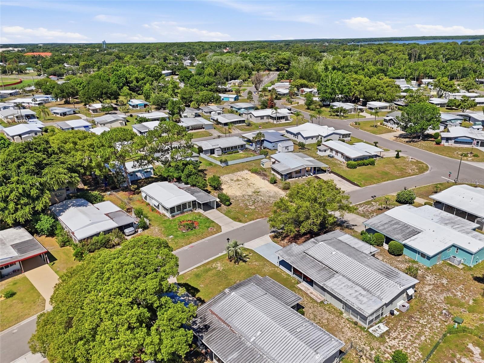1223 NASSAU CIR, TAVARES, FL, 32778