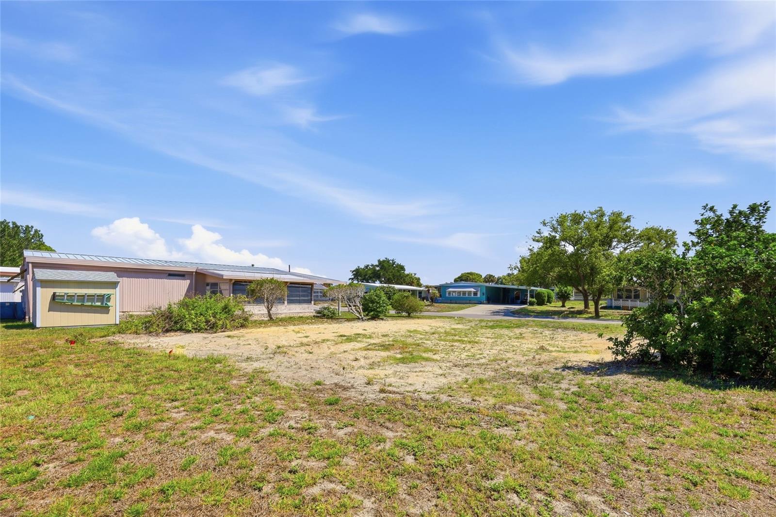 1223 NASSAU CIR, TAVARES, FL, 32778