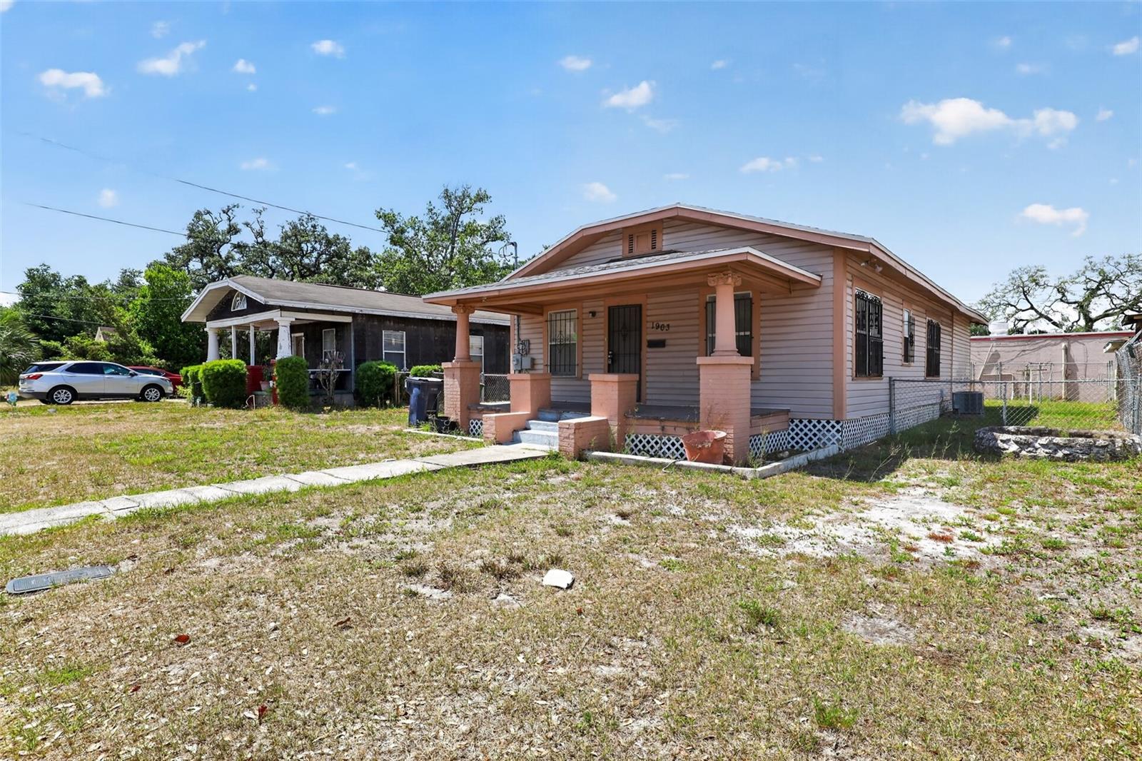 1903 W SAINT JOSEPH ST, TAMPA, FL, 33607