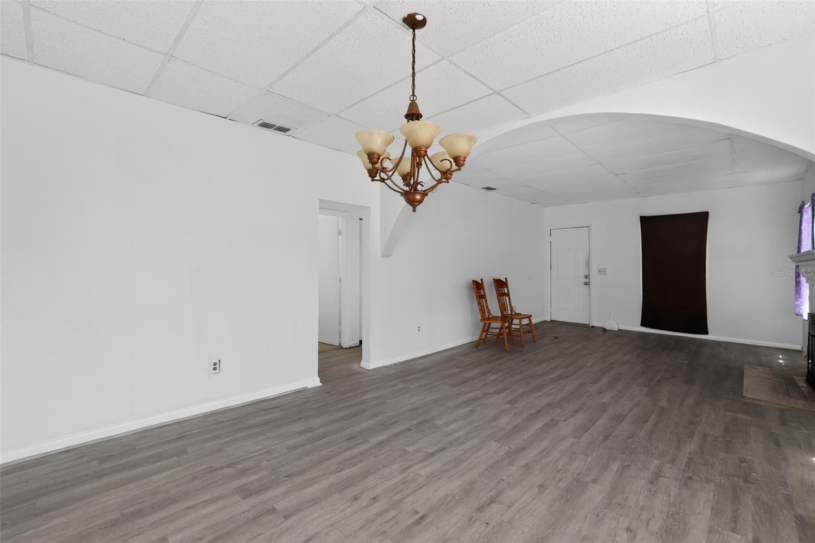 1903 W SAINT JOSEPH ST, TAMPA, FL, 33607