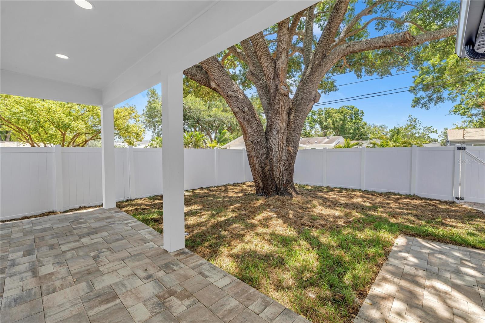834 53RD AVE N, ST PETERSBURG, FL, 33703