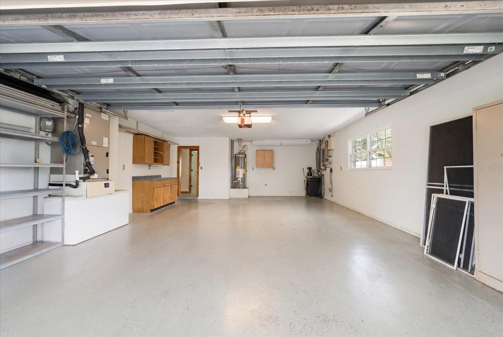 802 ALLAMANDA DR, LARGO, FL, 33770