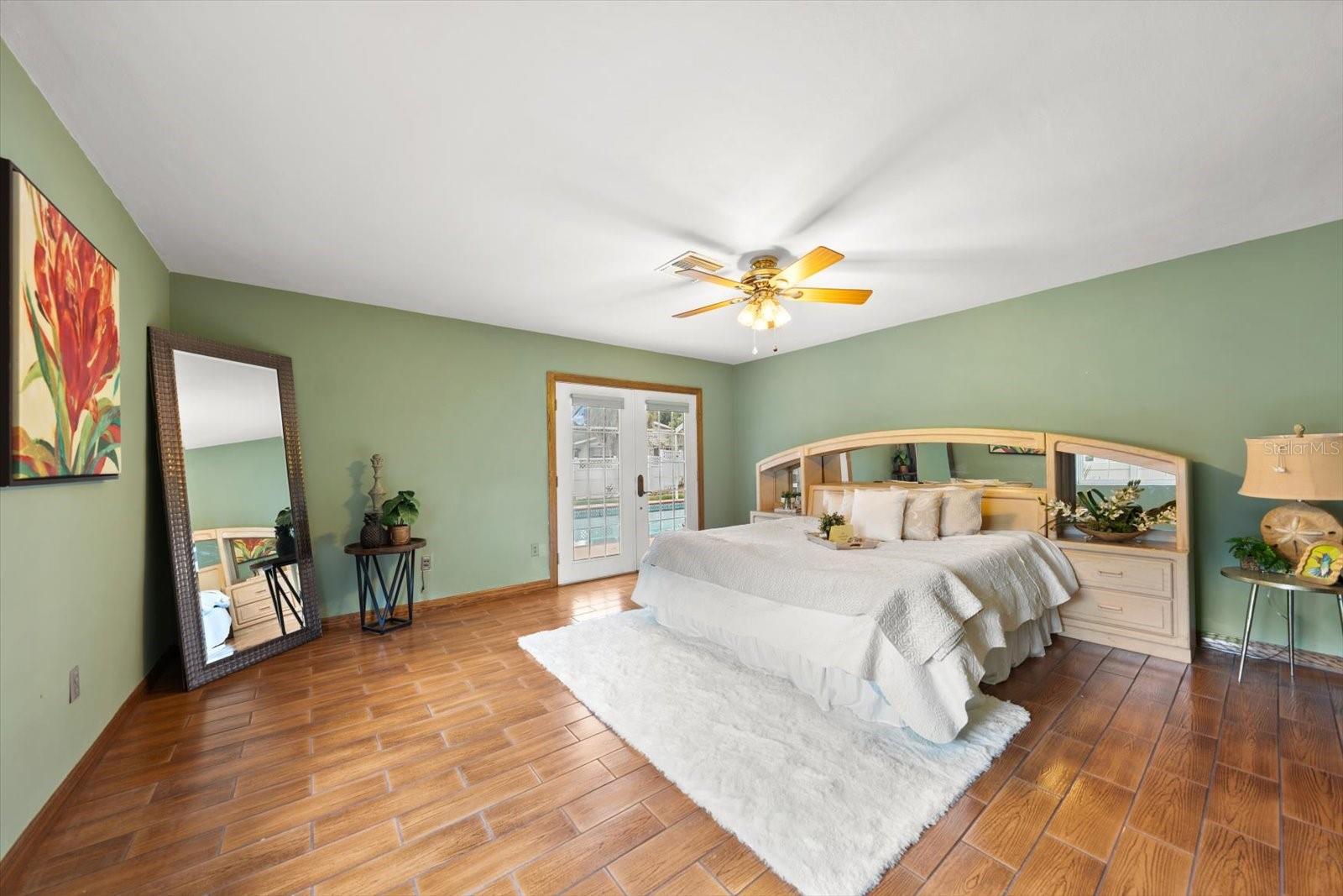 802 ALLAMANDA DR, LARGO, FL, 33770