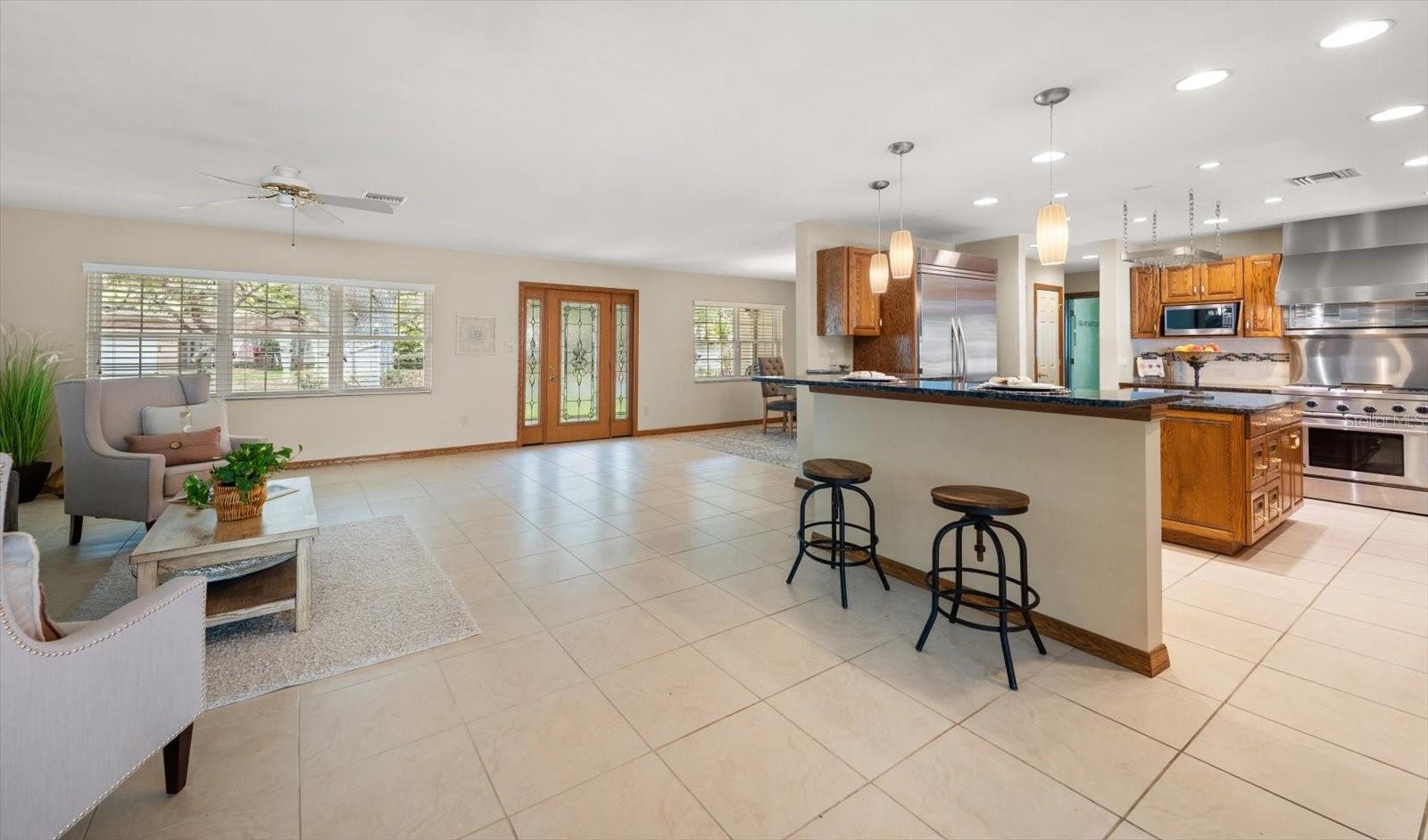 802 ALLAMANDA DR, LARGO, FL, 33770