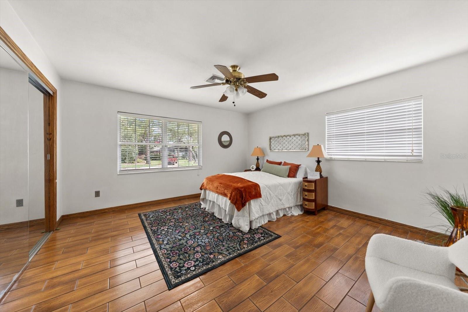 802 ALLAMANDA DR, LARGO, FL, 33770