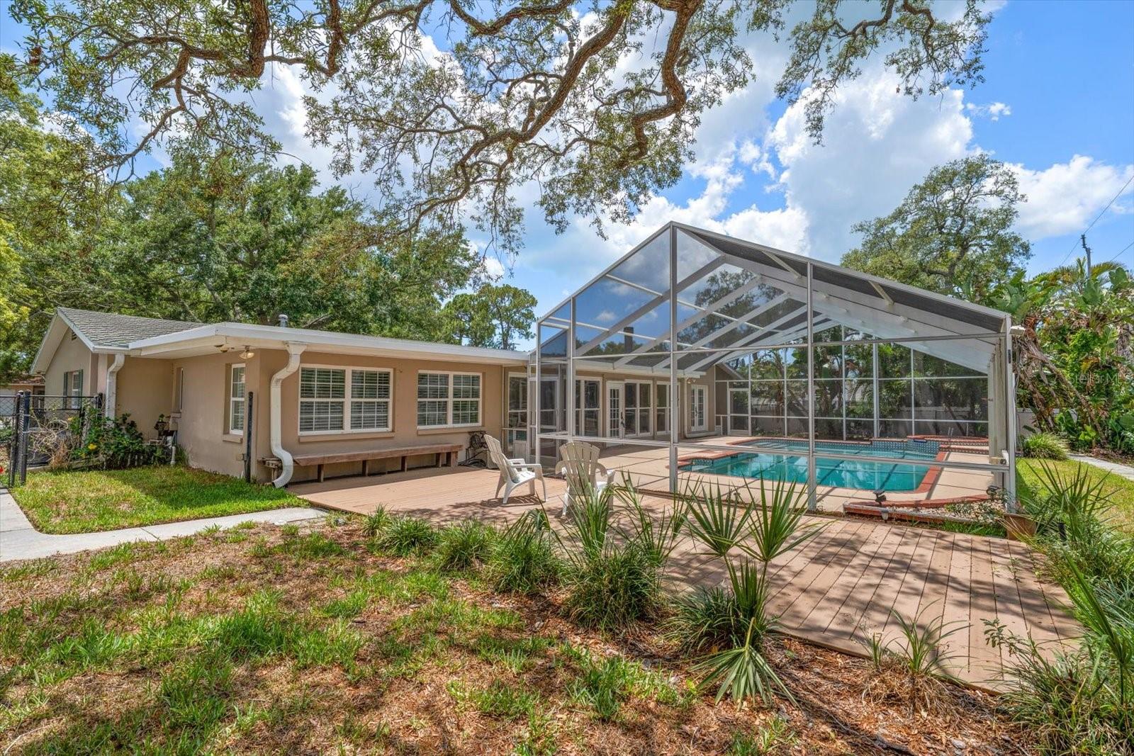 802 ALLAMANDA DR, LARGO, FL, 33770