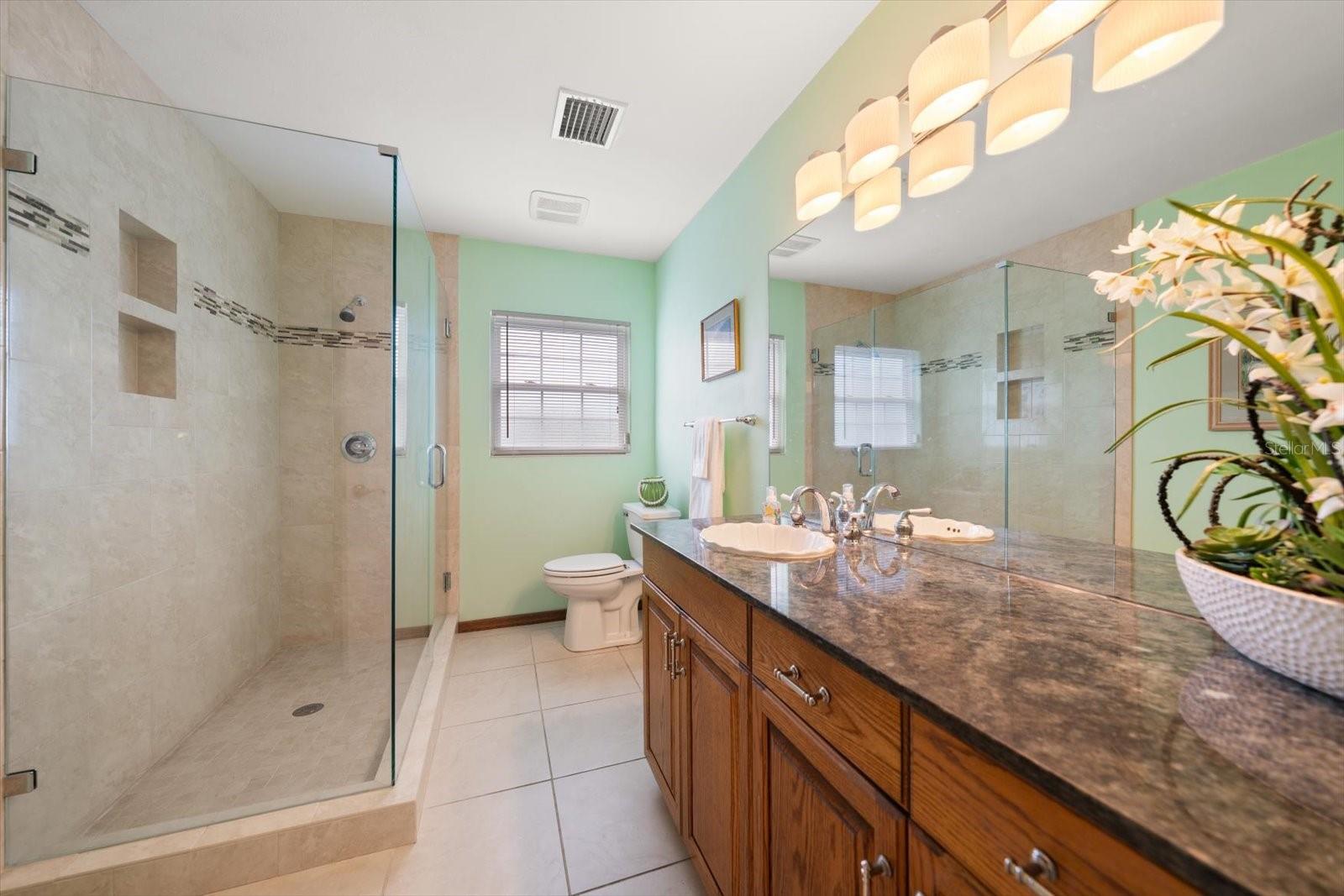 802 ALLAMANDA DR, LARGO, FL, 33770