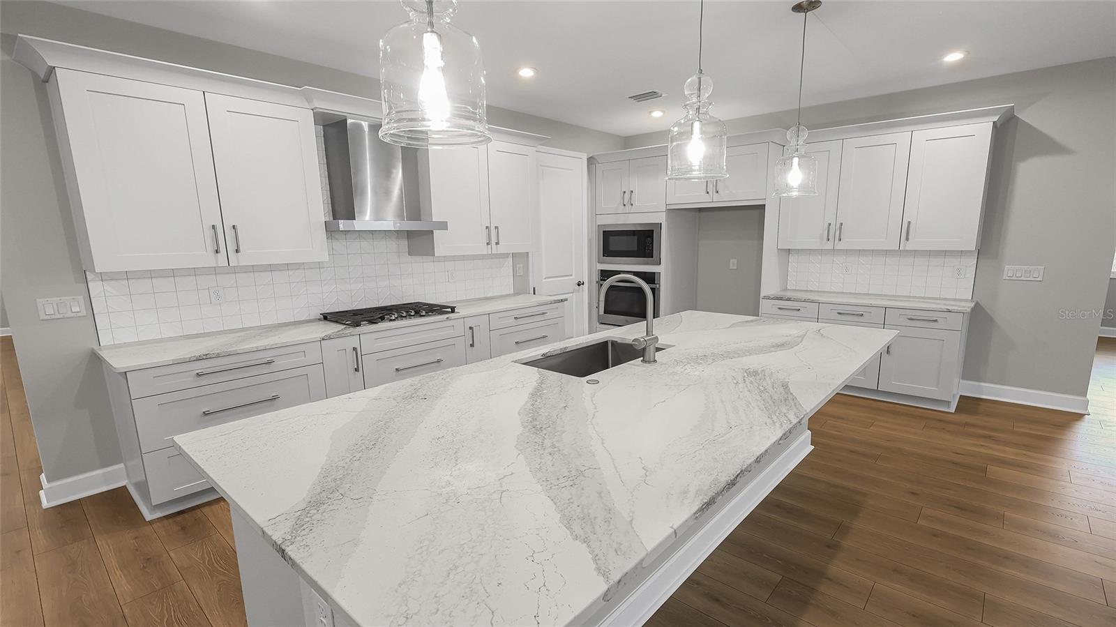 1613 BELLAGIO LOOP, TAVARES, FL, 32778