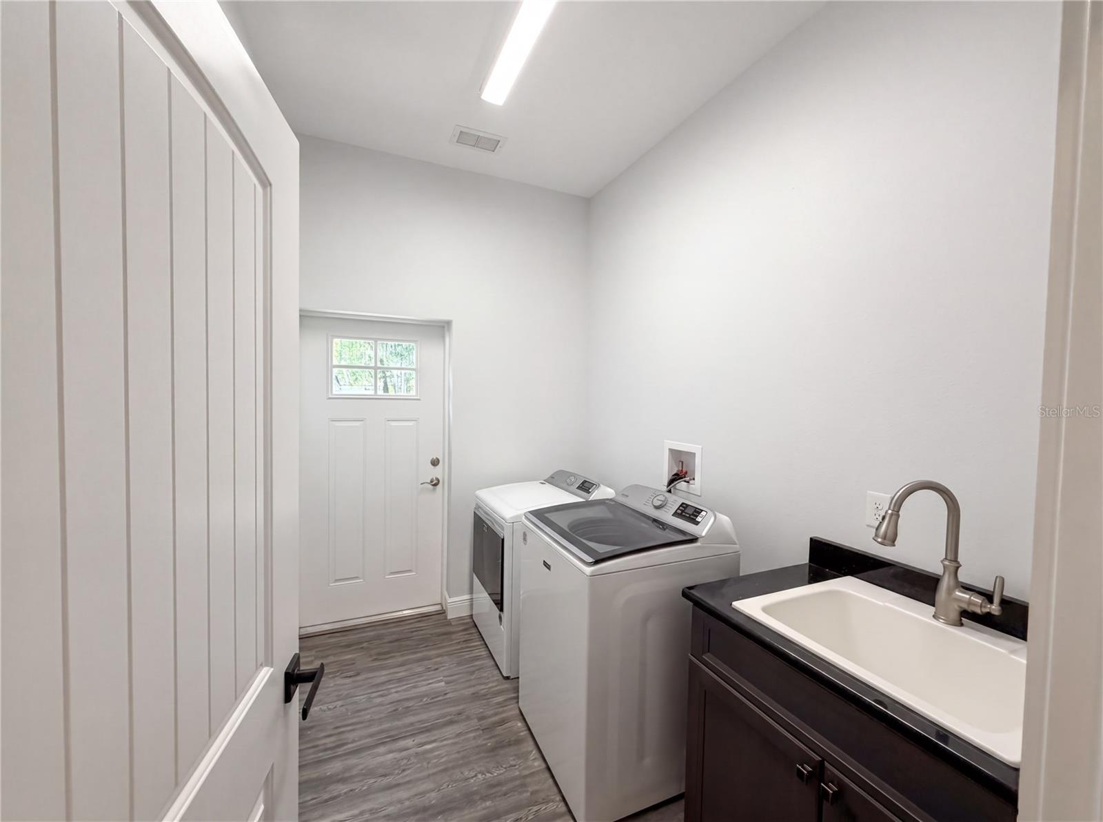 2700 WESTSIDE DR, LEESBURG, FL, 34748