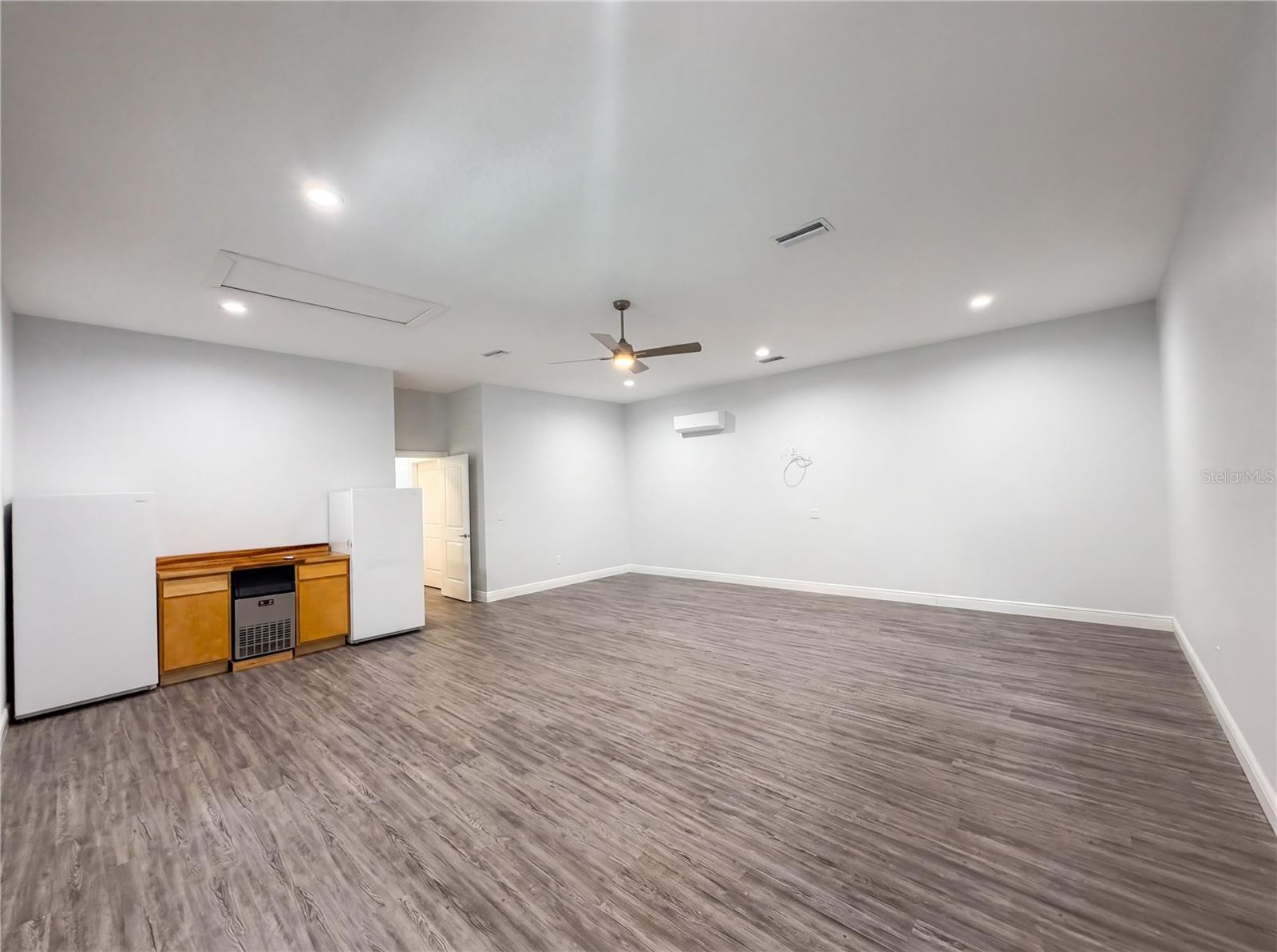 2700 WESTSIDE DR, LEESBURG, FL, 34748
