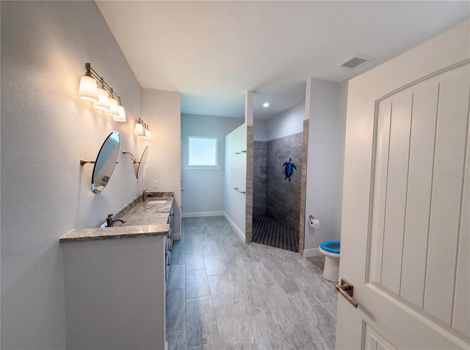2700 WESTSIDE DR, LEESBURG, FL, 34748