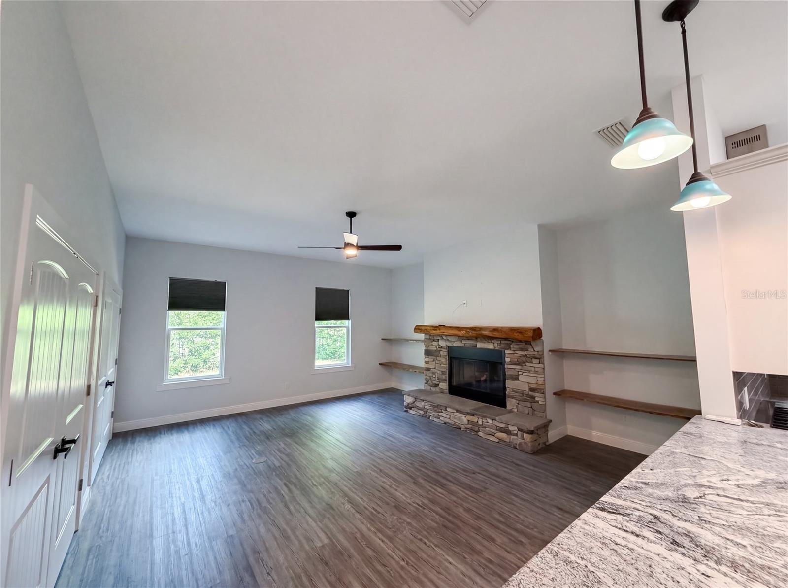 2700 WESTSIDE DR, LEESBURG, FL, 34748