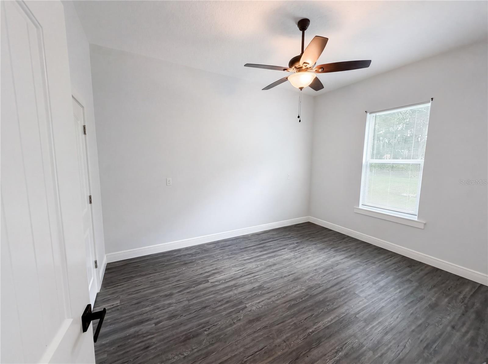 2700 WESTSIDE DR, LEESBURG, FL, 34748