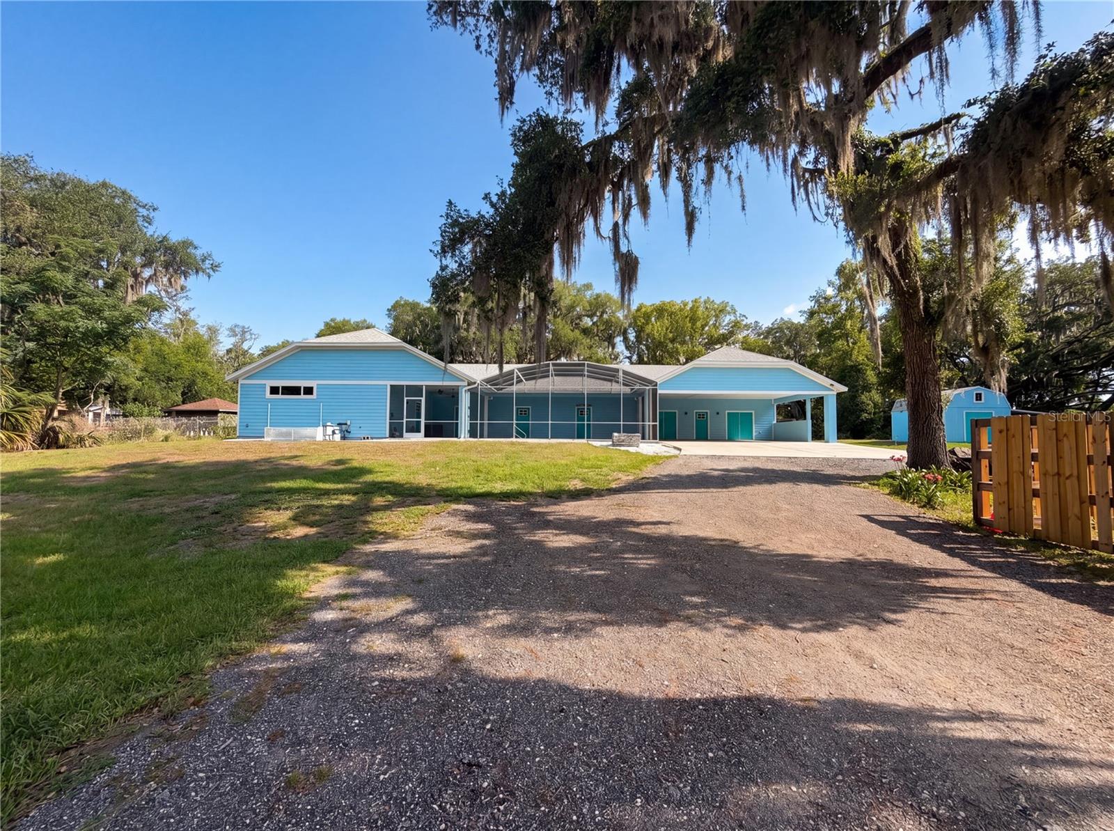 2700 WESTSIDE DR, LEESBURG, FL, 34748