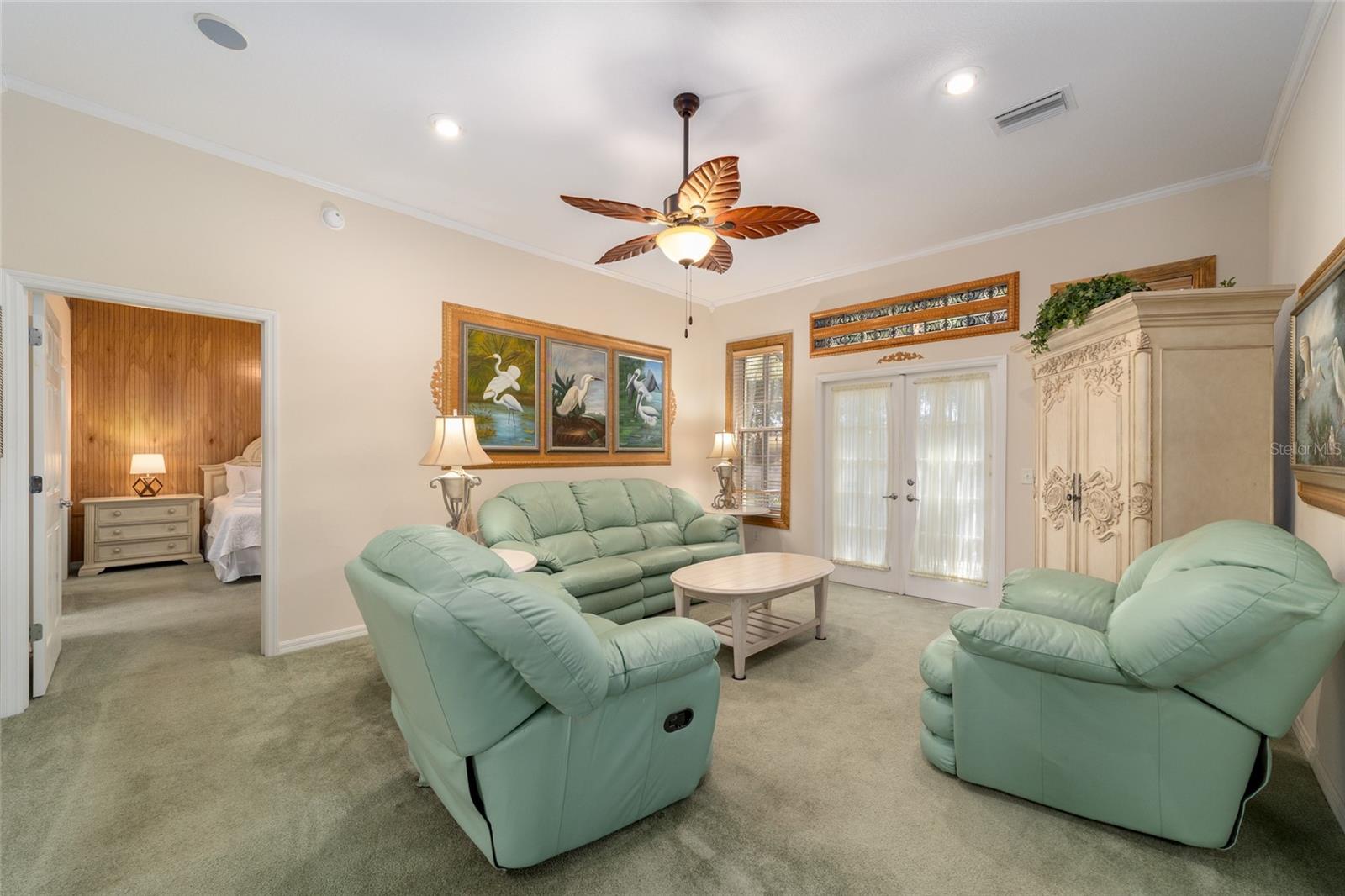1074 AVENIDA SONOMA, LADY LAKE, FL, 32159