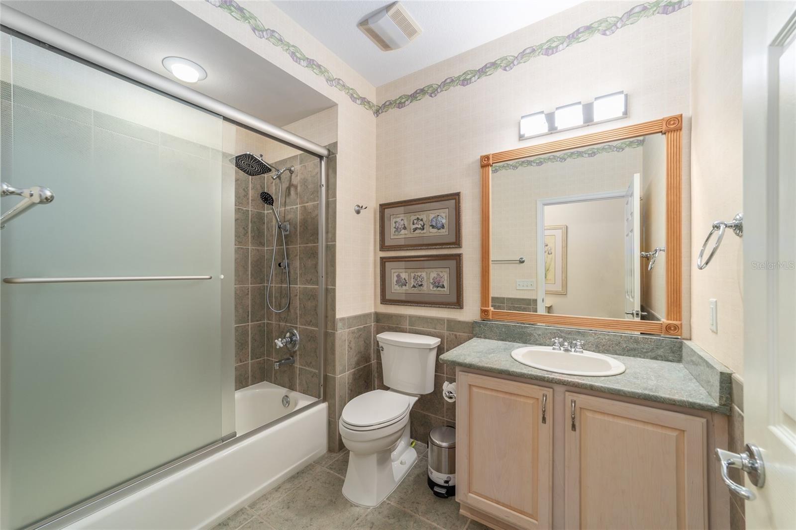 1074 AVENIDA SONOMA, LADY LAKE, FL, 32159