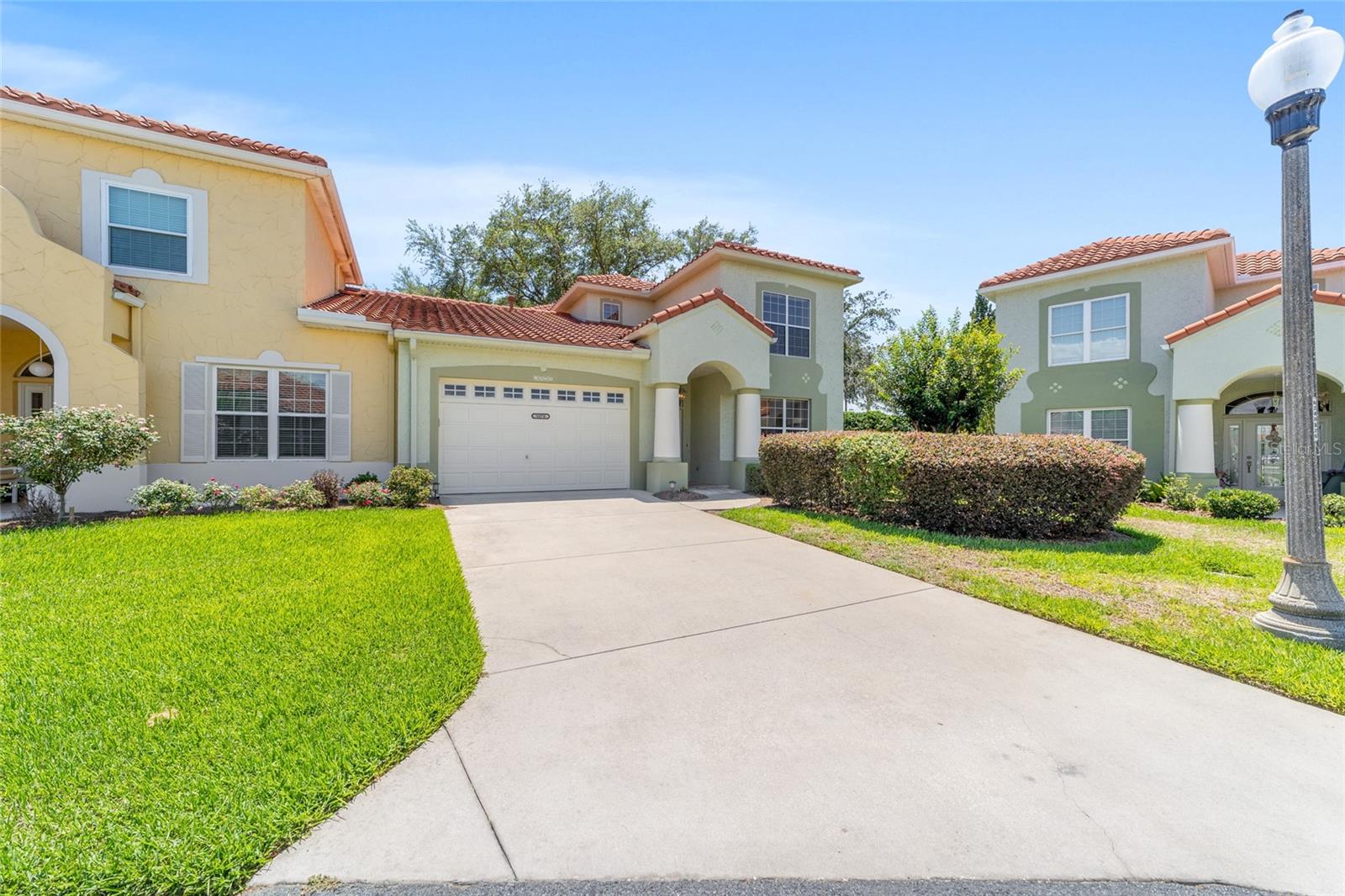 1074 AVENIDA SONOMA, LADY LAKE, FL, 32159