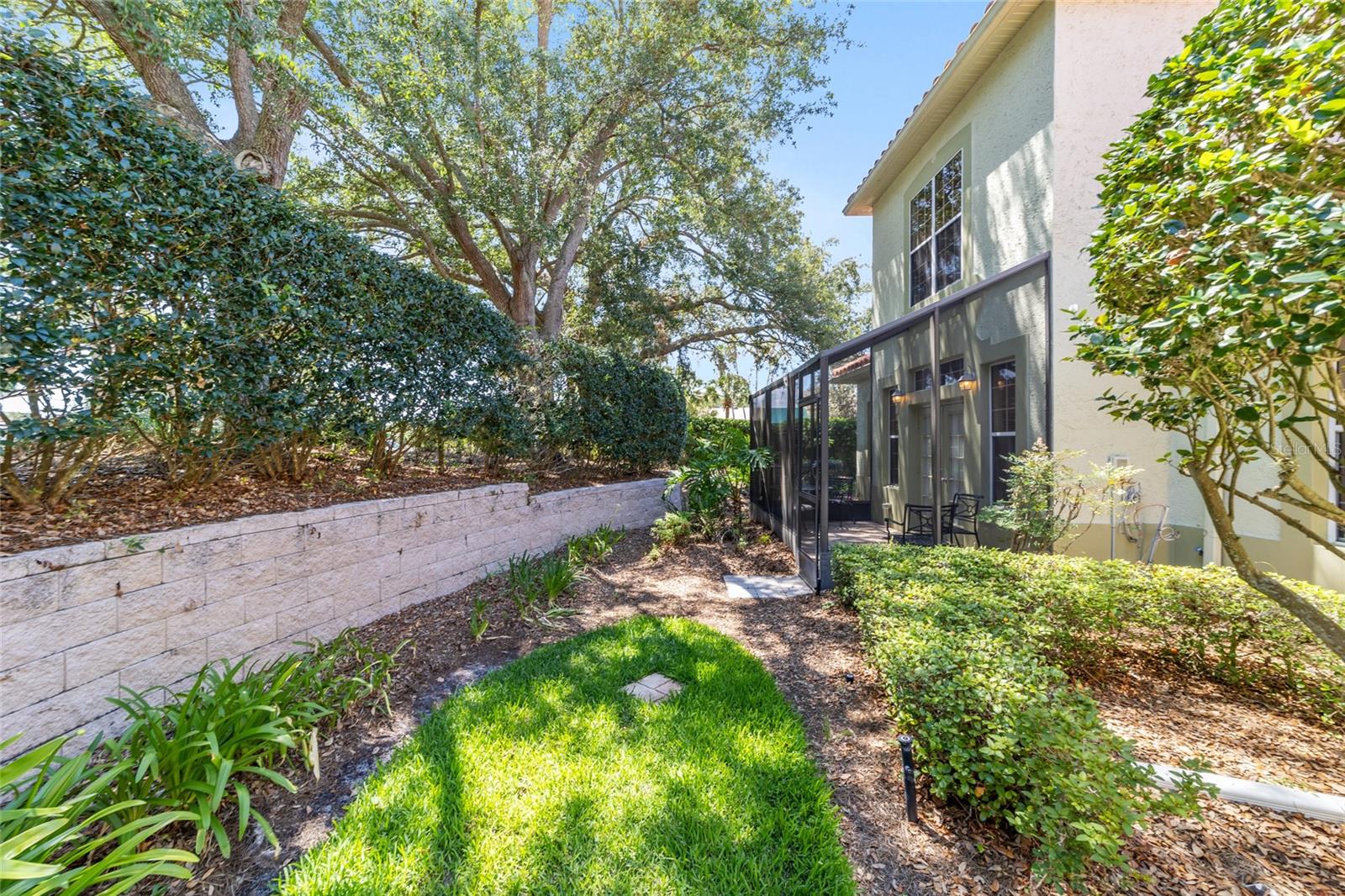 1074 AVENIDA SONOMA, LADY LAKE, FL, 32159