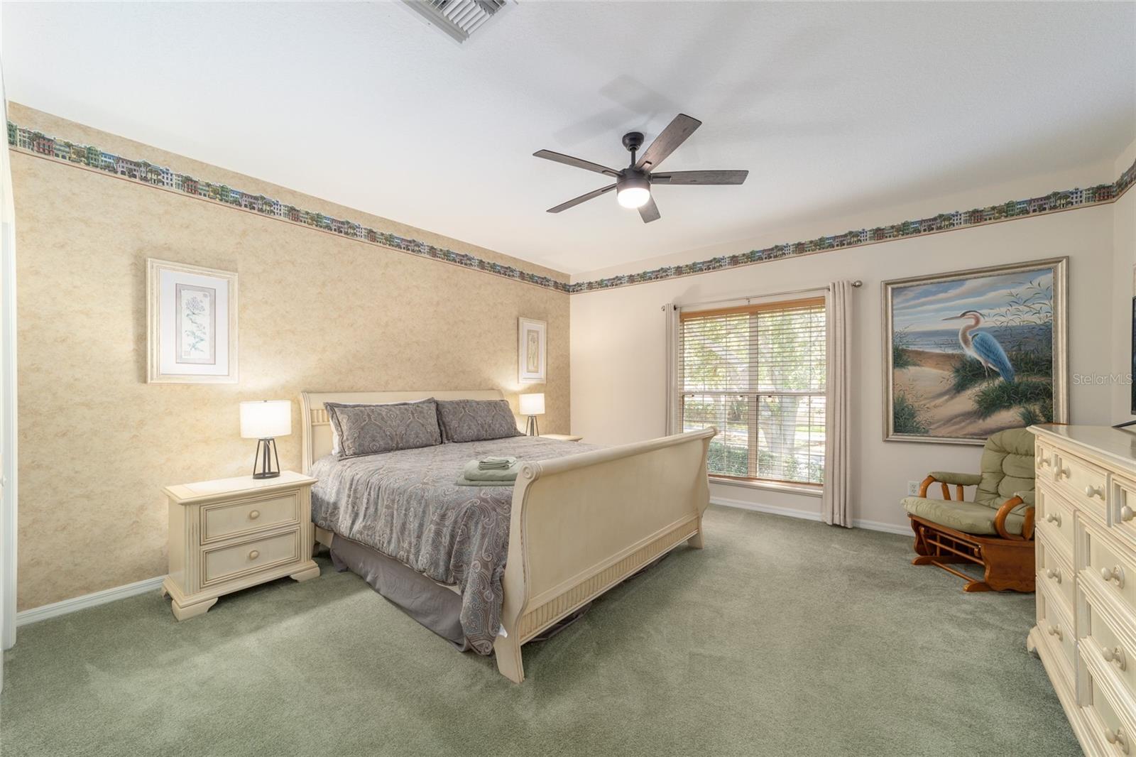 1074 AVENIDA SONOMA, LADY LAKE, FL, 32159