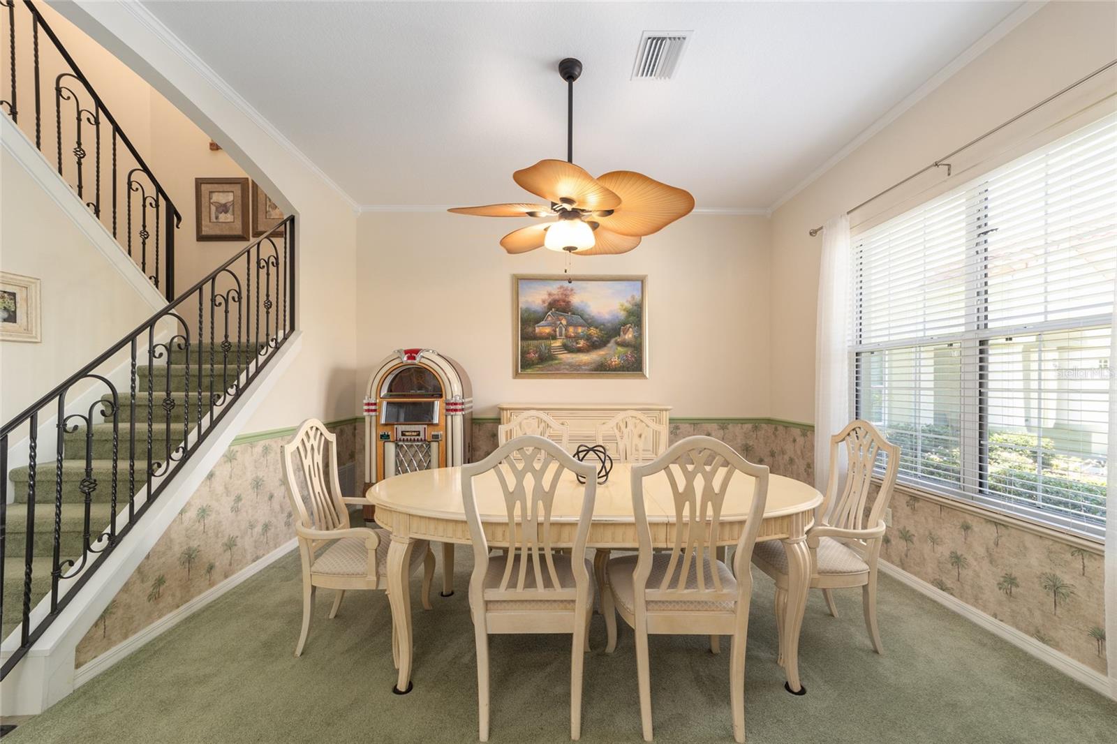 1074 AVENIDA SONOMA, LADY LAKE, FL, 32159