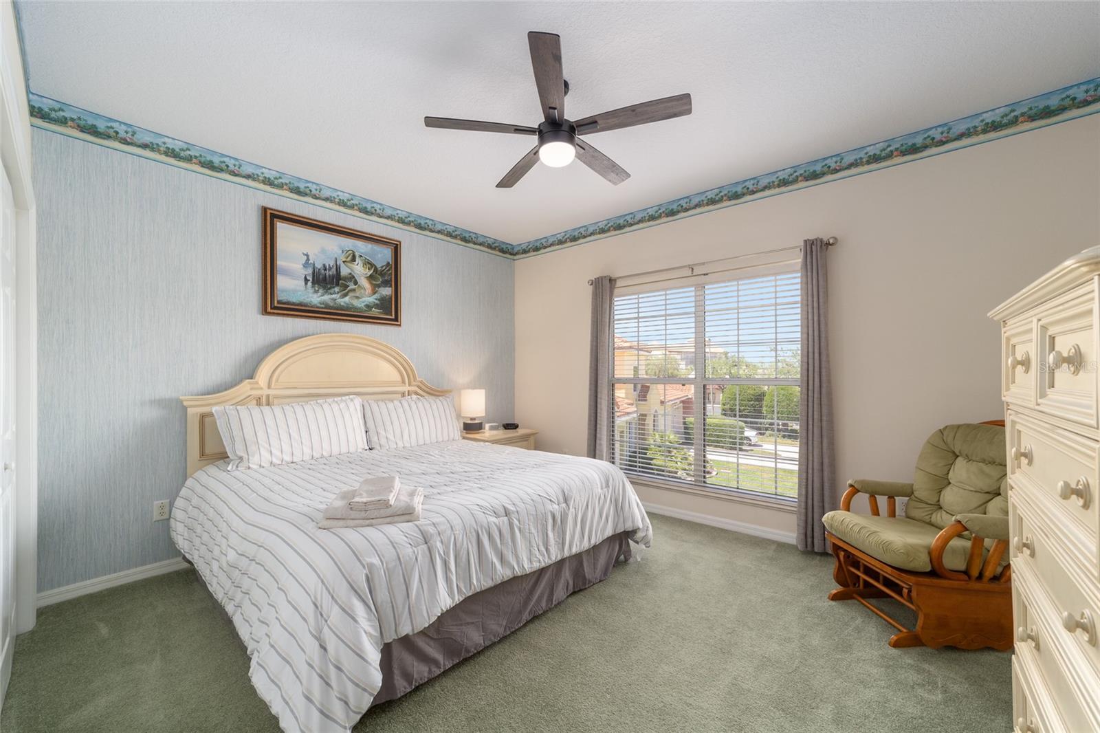 1074 AVENIDA SONOMA, LADY LAKE, FL, 32159