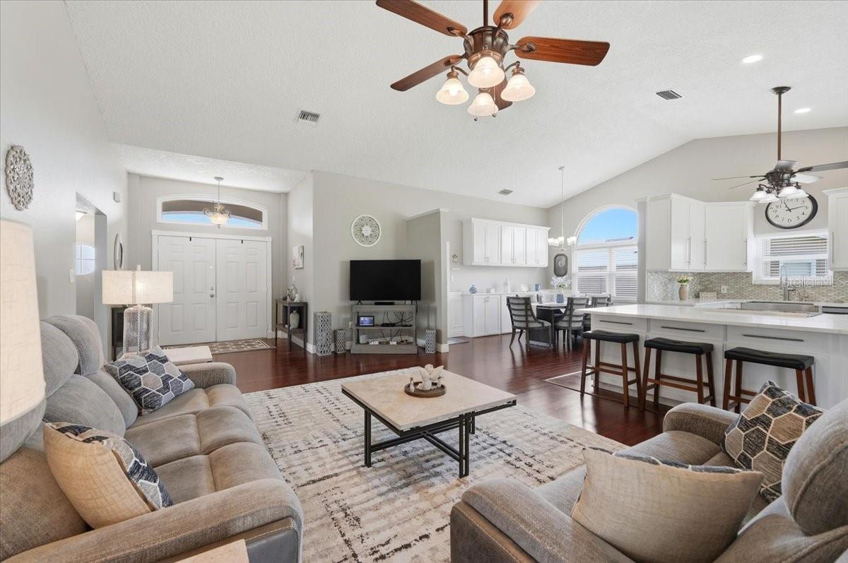 5832 SWALLOW DR, LAKELAND, FL, 33809