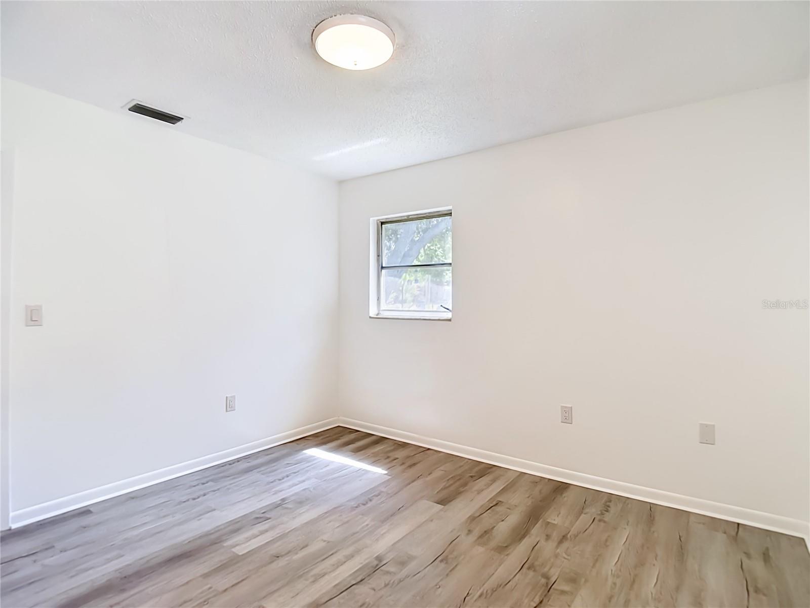 4119 E 98TH AVE, TAMPA, FL, 33617