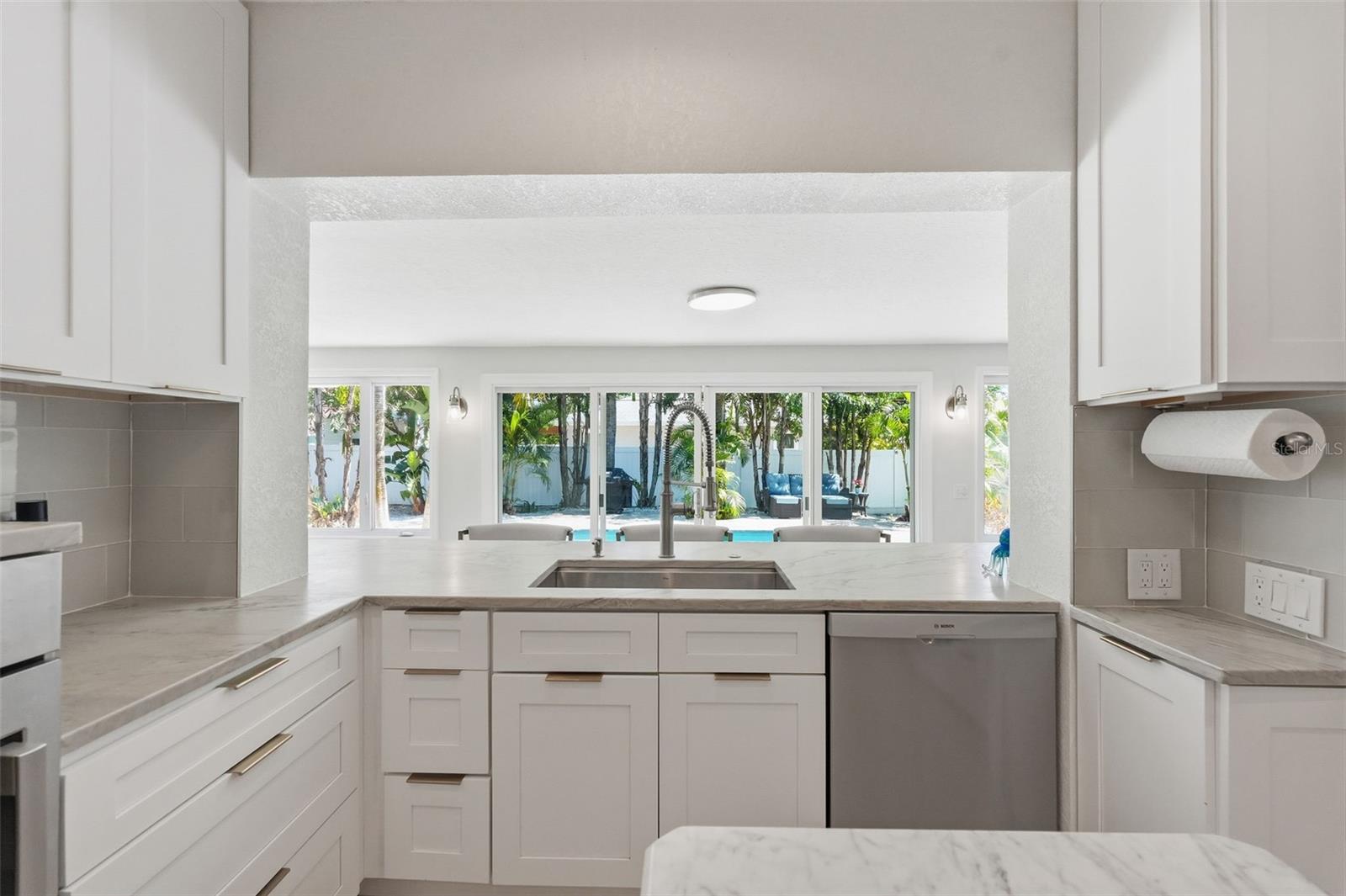 508 HILLCREST AVE, TARPON SPRINGS, FL, 34689